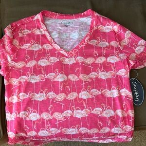 Petite size L flamingo short sleeve tee